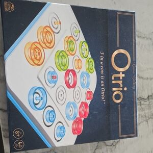 Otrio Strategy Board Game